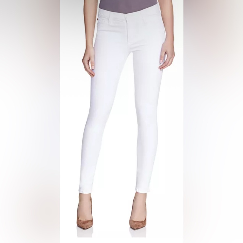 Hudson Nico Mid-Rise Super-Skinny Ankle Jeans in White, Size 29